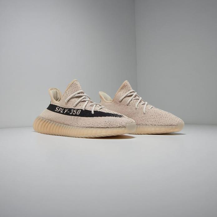 Adidas Yeezy boost 350 v2